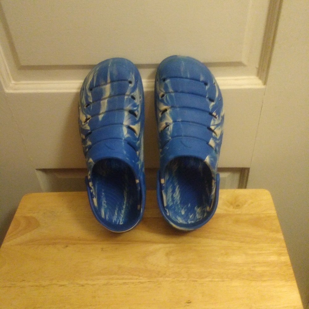 Sky Blue Crocs – Mens size 9